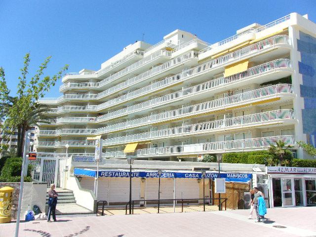 Apartamento -
                        Playa De Gandia -
                        3 dormitorios -
                        7 ocupantes