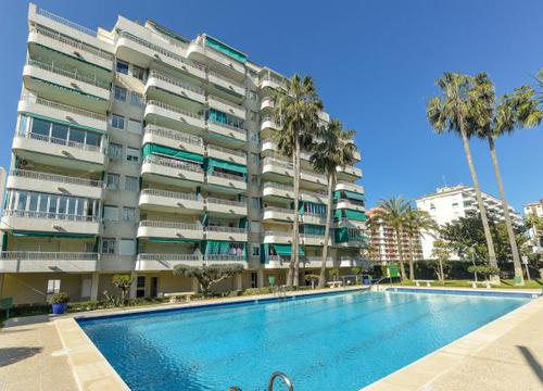 Apartamento -
                        Playa De Gandia -
                        2 dormitorios -
                        5 ocupantes